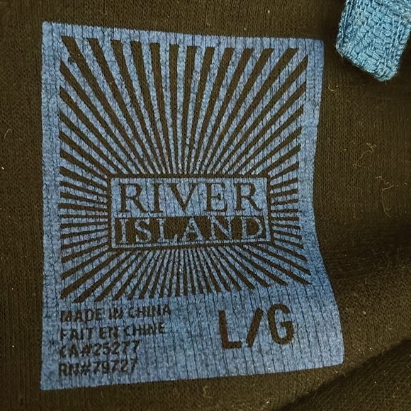 River Island Men’s long sleeve Black Sweater Size L PTP 22” Length 27”Sleeve 24” - Picture 3 of 4